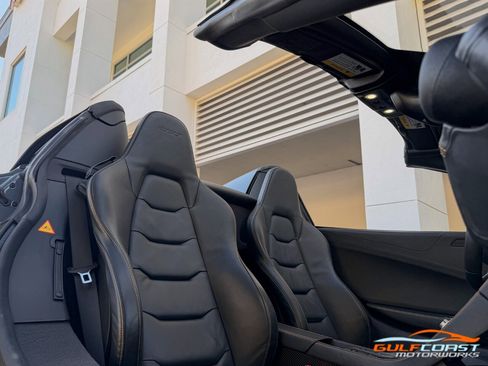 Used 2016 McLaren 675LT image 33