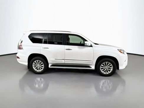 Used 2018 Lexus GX 460 Premium w/ Premium Package AWD/4WD image 4
