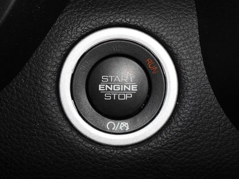 Used 2022 RAM 1500 Big Horn AWD/4WD image 17