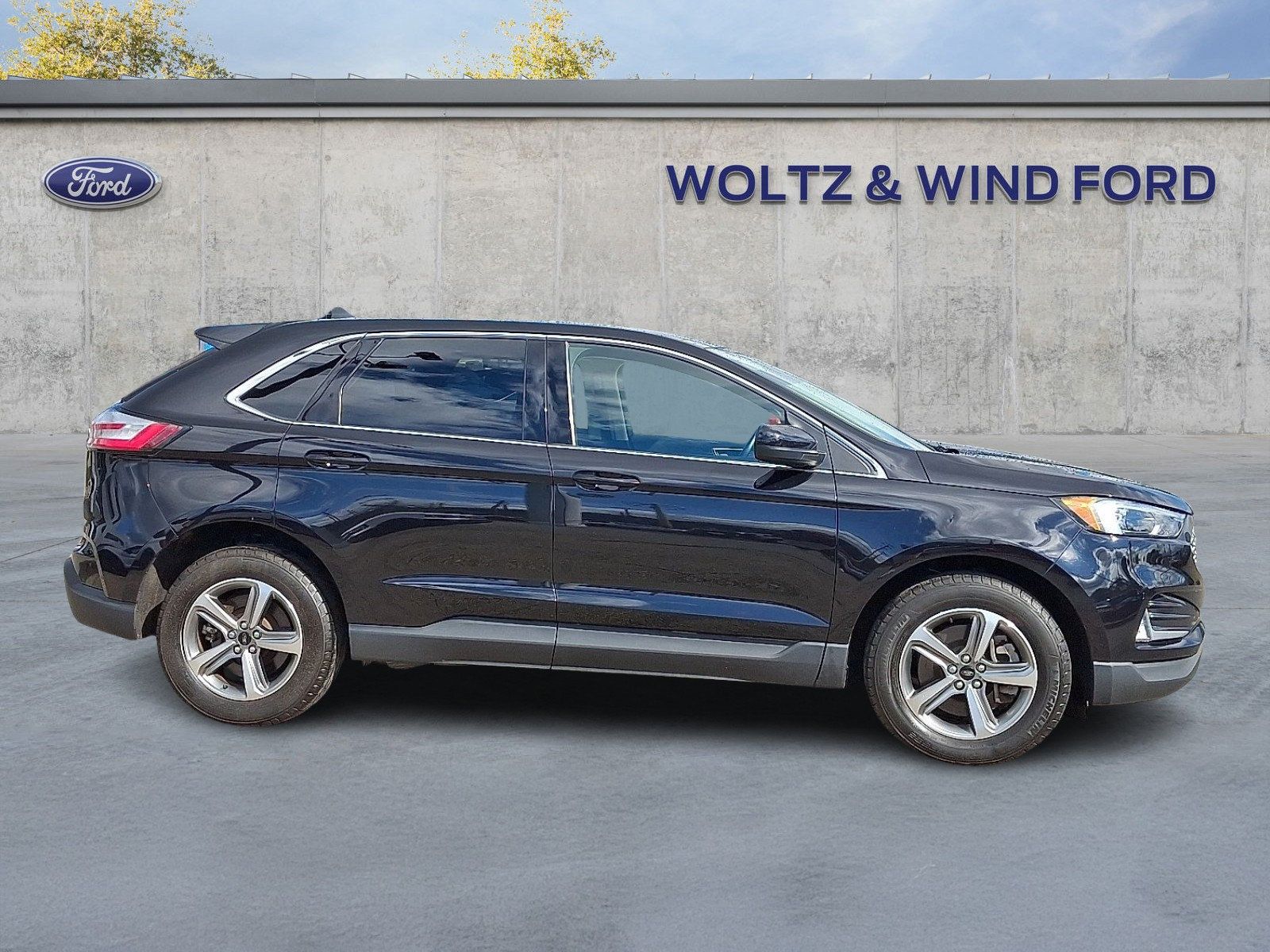 Used 2023 Ford Edge SEL w/ Convenience Package AWD/4WD image 7