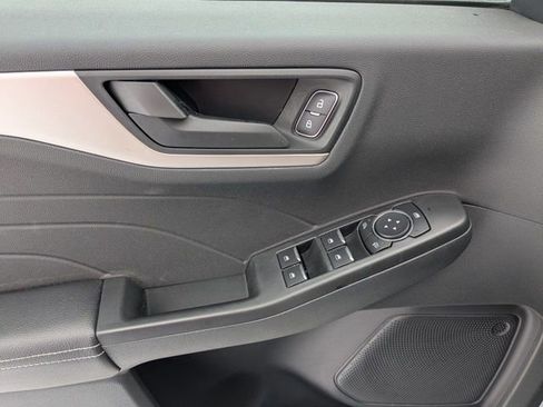 Used 2022 Ford Escape SE w/ Convenience Package image 20