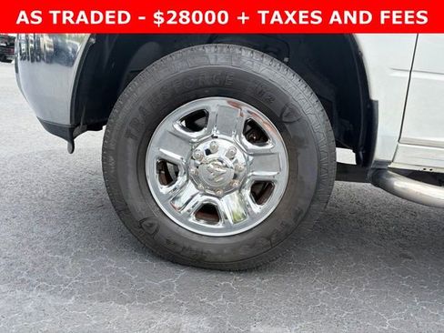 Used 2015 RAM 2500 SLT AWD/4WD image 9