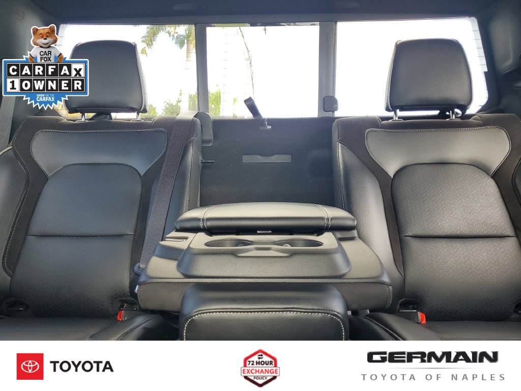 Used 2024 RAM 1500 Laramie AWD/4WD image 32