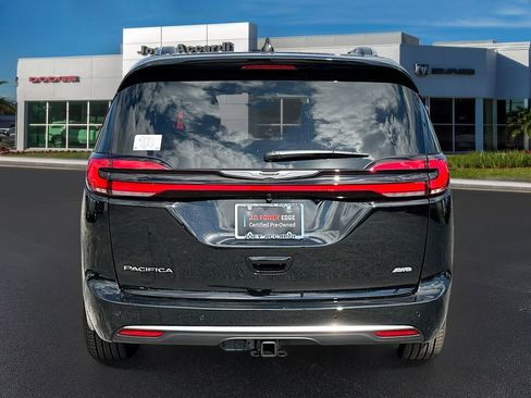 New 2026 Chrysler Pacifica Pinnacle w/ Trailer Tow Group image 7