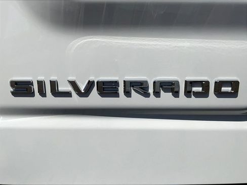 New 2026 Chevrolet Silverado 1500 LT Trail Boss w/ LT Trail Boss Premium Package AWD/4WD image 11