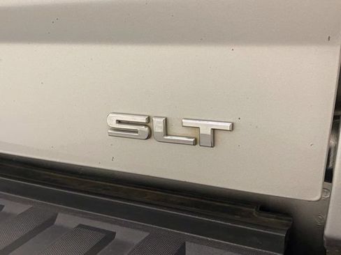 Used 2015 GMC Sierra 1500 SLT w/ SLT Crew Cab Value Package AWD/4WD image 36