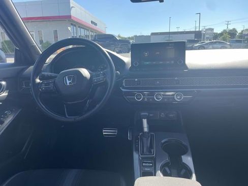 Used 2024 Honda Civic Sport image 11