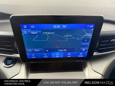 Used 2022 Ford Explorer XLT w/ Equipment Group 202A AWD/4WD image 29