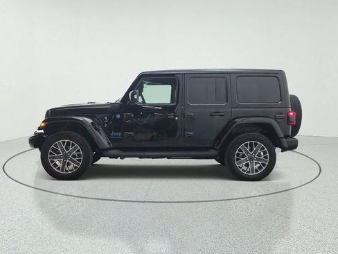 Used 2024 Jeep Wrangler High Altitude AWD/4WD image 8