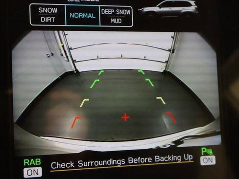 Certified 2025 Subaru Forester Limited image 25