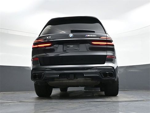 Used 2024 BMW X7 M60i w/ Executive Package image 29