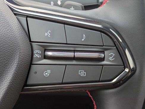 New 2026 Chevrolet Equinox RS w/ Safety and Technology Package FWD image 18
