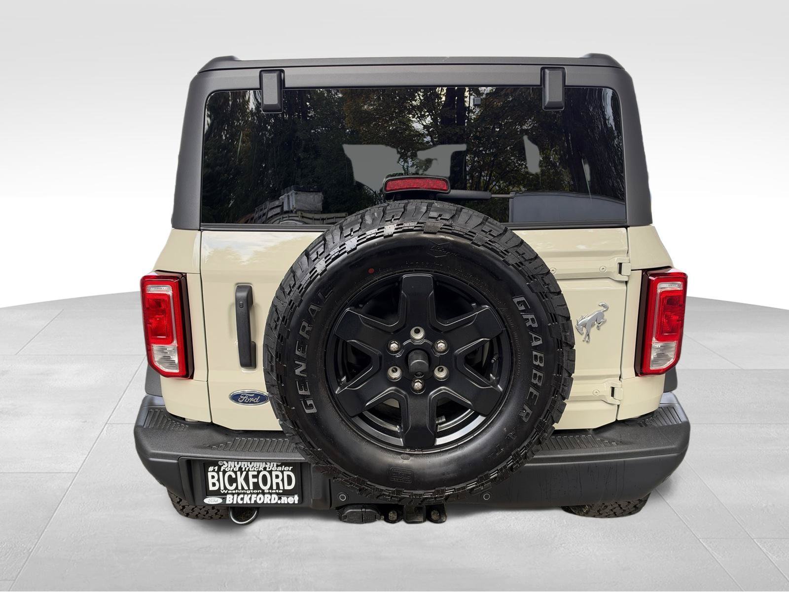 Used 2025 Ford Bronco Big Bend w/ Black Diamond Package AWD/4WD image 6