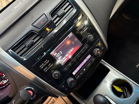 Used 2015 Nissan Altima 2.5 SL image 4
