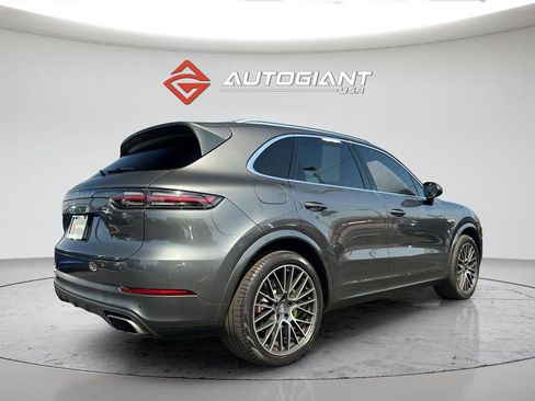 Used 2019 Porsche Cayenne E-Hybrid AWD/4WD image 11