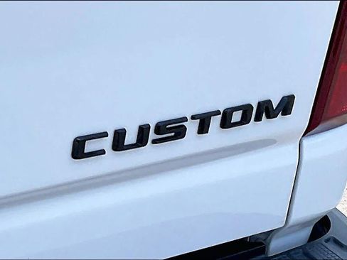 Used 2024 Chevrolet Silverado 2500 Custom w/ Custom Convenience Package AWD/4WD image 10