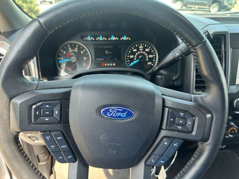 Used 2020 Ford F150 XLT w/ Equipment Group 302A Luxury AWD/4WD image 23