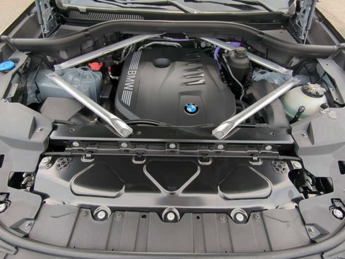 Certified 2024 BMW X5 xDrive40i w/ M Sport Package image 14