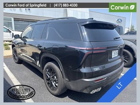 Used 2026 Chevrolet Traverse LT w/ Midnight/Sport Edition AWD/4WD image 1