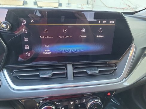 Used 2024 Chevrolet Trax ACTIV w/ Driver Confidence Package image 19