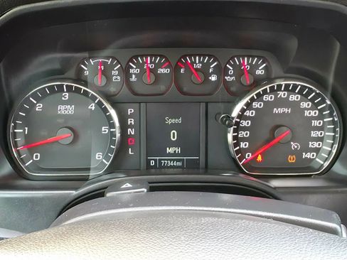 Used 2017 Chevrolet Silverado 1500 Custom w/ Custom Convenience Package RWD image 19