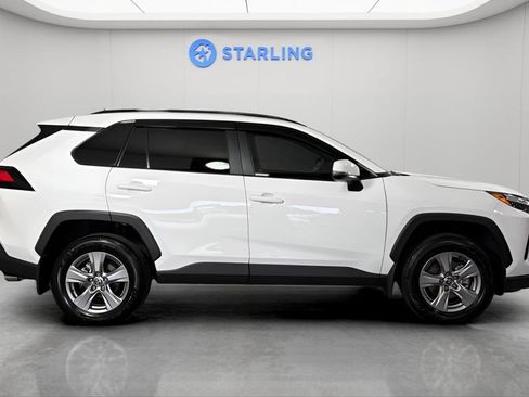 Used 2025 Toyota RAV4 XLE w/ Convenience Package FWD image 11