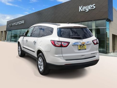 Used 2015 Chevrolet Traverse LS FWD image 7