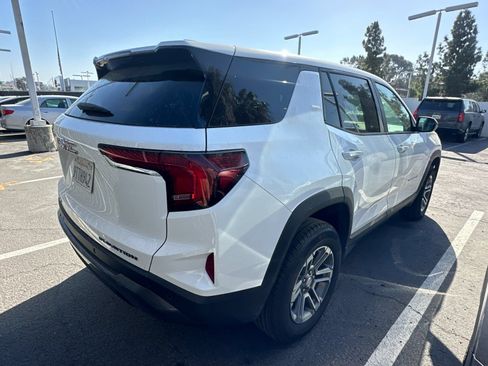 Used 2026 GMC Terrain Elevation FWD image 3