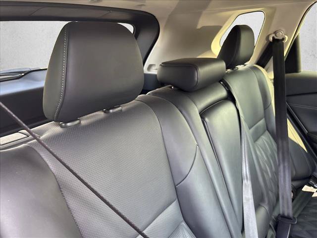 Used 2025 Nissan Rogue Platinum FWD image 25