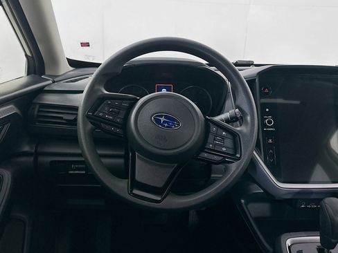 Used 2025 Subaru Crosstrek 2.0i Premium image 17