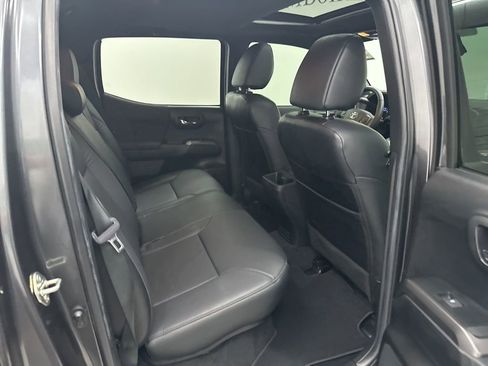 Used 2022 Toyota Tacoma TRD Sport w/ TRD Premium Sport Package image 24