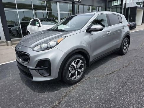 Used 2020 Kia Sportage LX w/ LX Popular Package FWD image 2