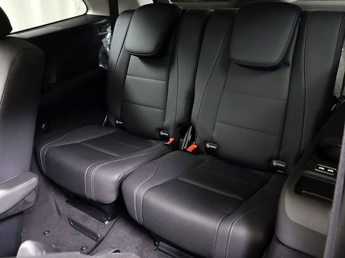 Certified 2026 Mercedes-Benz GLS 450 4MATIC image 13