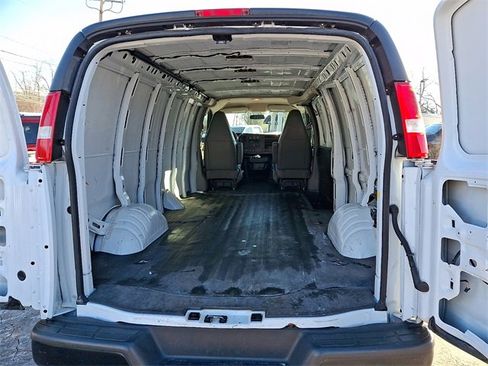 Used 2023 Chevrolet Express 2500 Work Van w/ Driver Convenience Package image 28
