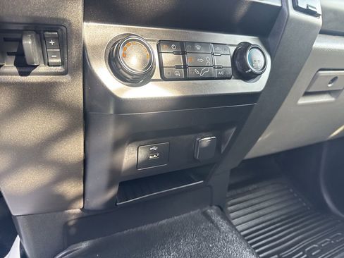 Certified 2021 Ford F550 2WD Regular Cab Super Duty image 17