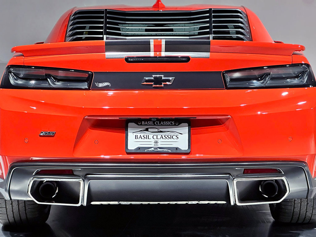 Used 2018 Chevrolet Camaro SS w/ Hot Wheels Edition RWD image 35