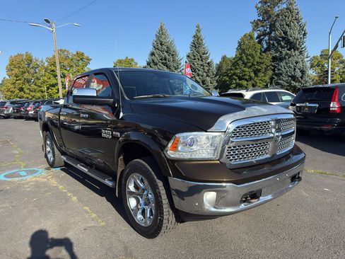 Used 2013 RAM 1500 Laramie w/ Convenience Group image 7