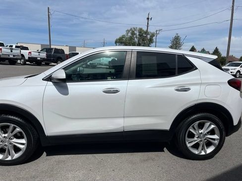 Used 2020 Buick Encore GX Preferred w/ Cold Weather Comfort Package FWD image 6