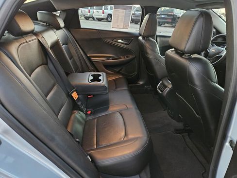 Used 2018 Chevrolet Malibu Premier image 29