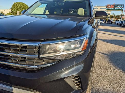 Certified 2022 Volkswagen Atlas SE image 10