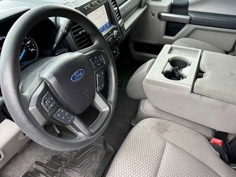 Used 2020 Ford F250 XLT w/ XLT Value Package image 4