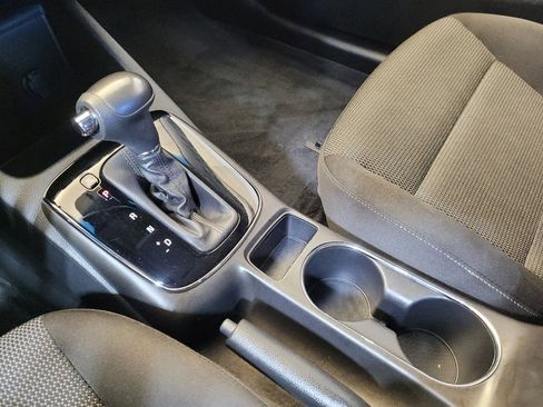 Used 2017 Kia Forte LX FWD image 26