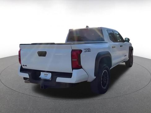 Used 2025 Toyota Tacoma TRD Off-Road image 10