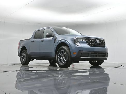 New 2026 Ford Maverick XLT FWD image 44