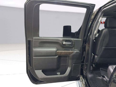 Used 2022 GMC Sierra 3500 Denali w/ Denali Ultimate Package image 30