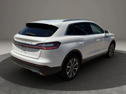 Used 2021 Lincoln Nautilus FWD w/ Equipment Group 101A image 24