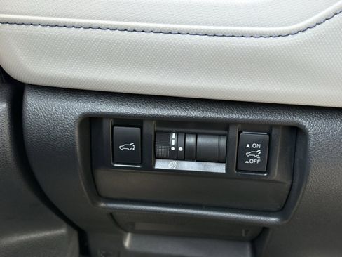 Certified 2025 Subaru Forester Premium w/ Convenience Package #2 image 17