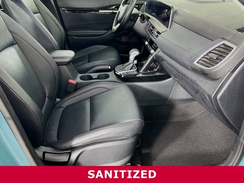 Certified 2025 Kia Seltos EX image 23