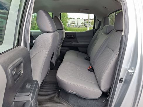 Certified 2023 Toyota Tacoma SR AWD/4WD image 11