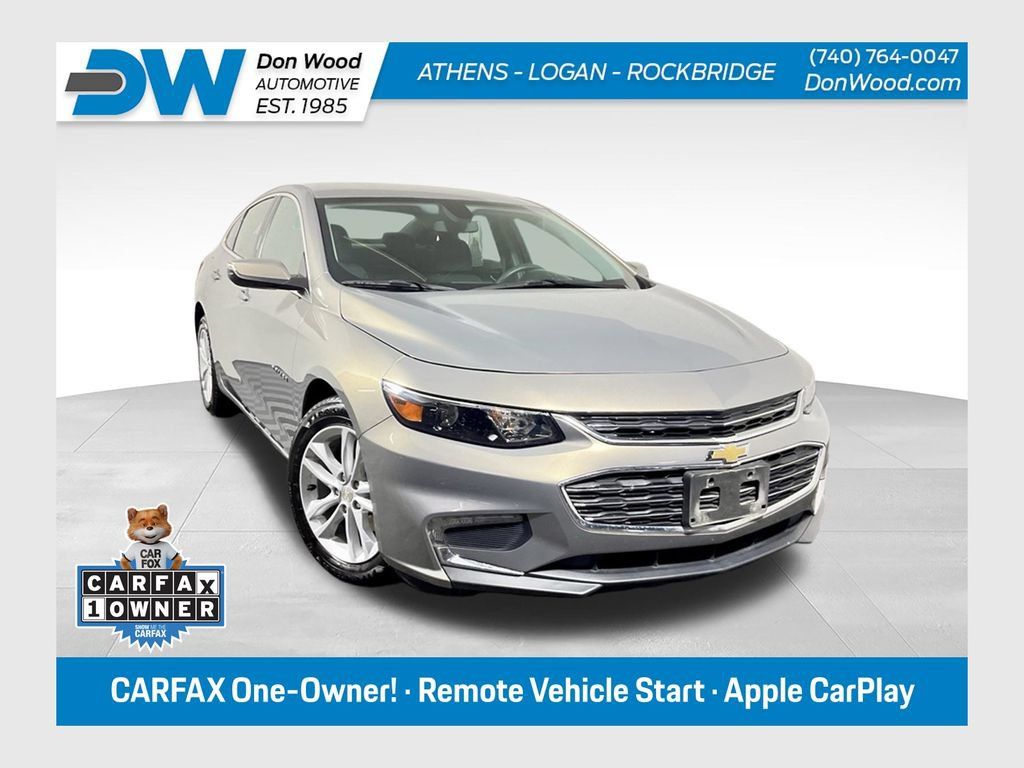 Used 2017 Chevrolet Malibu LT FWD image 1